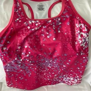 Women’s workout sleeveless tank, size large Fila